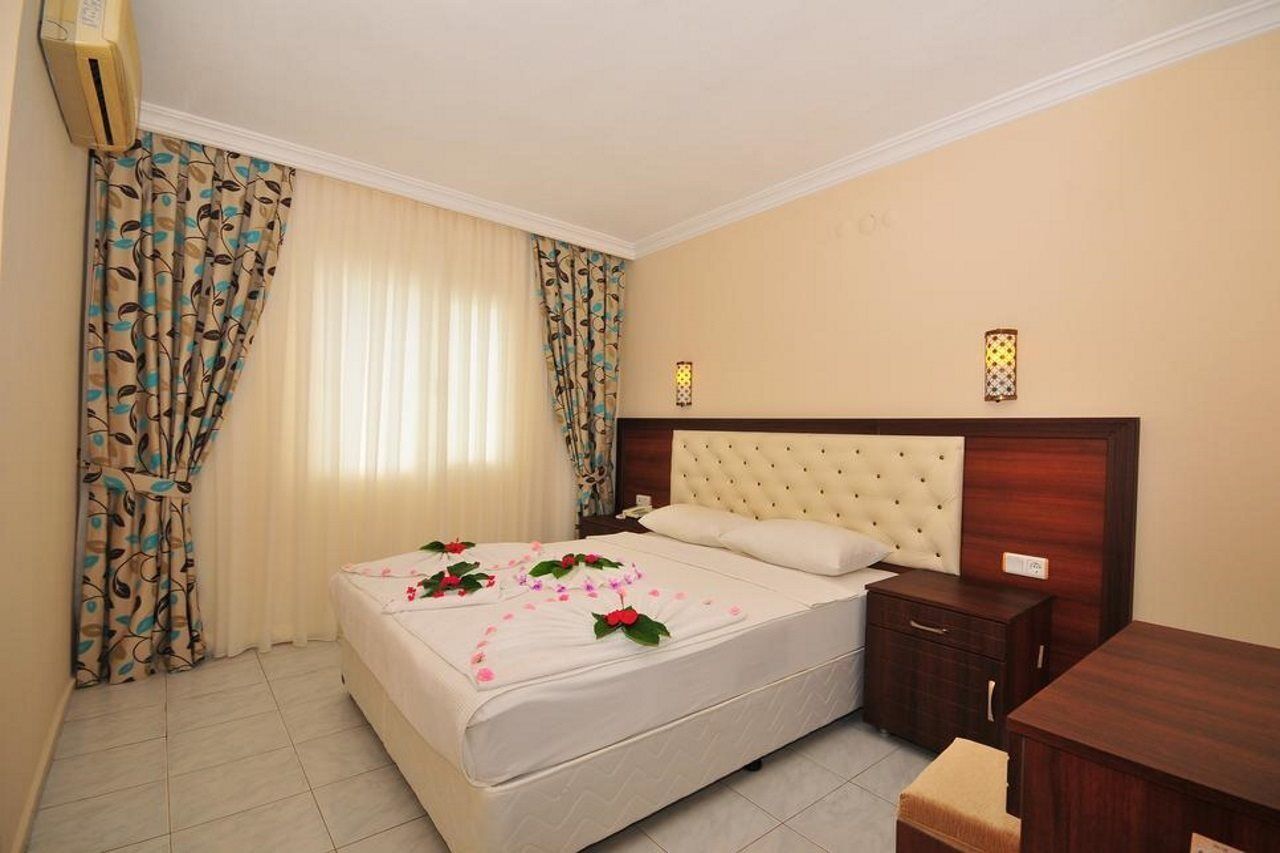 Ozturk Apart Hotel Marmaris Exterior photo